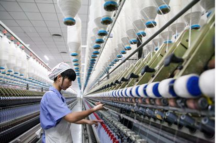 智能制造推动我国纺织行业向高端绿色发展