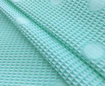 中国轻纺城：涤棉面料梭织与针织产品互动